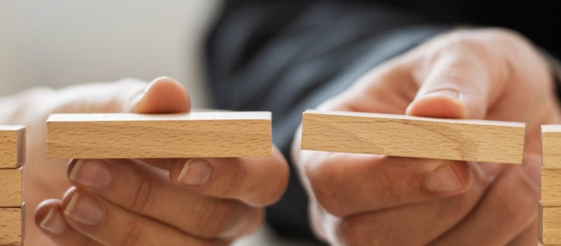 Tussentijds beëindigen arbeidsovereenkomst voor bepaalde tijd